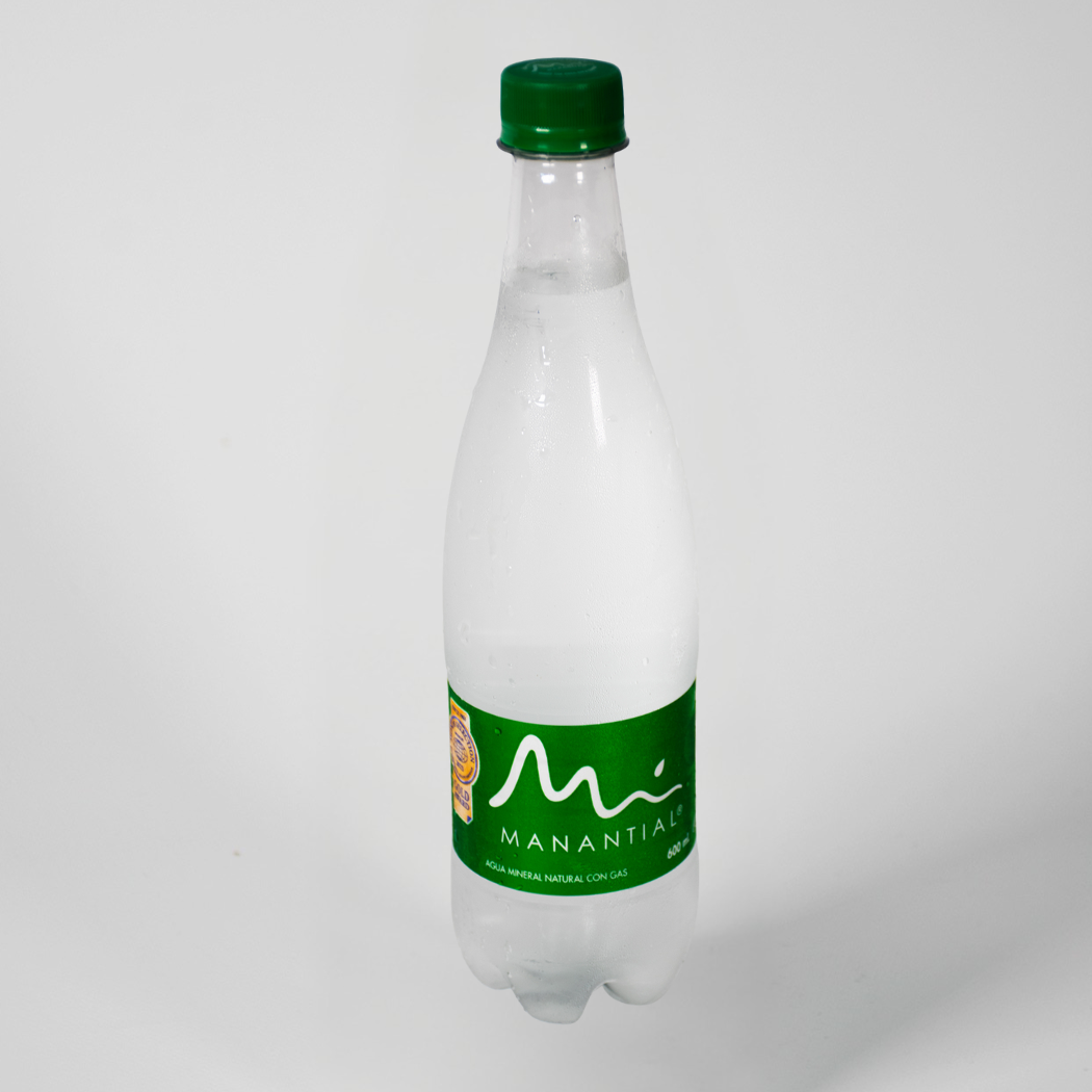 Agua con gas 600ml