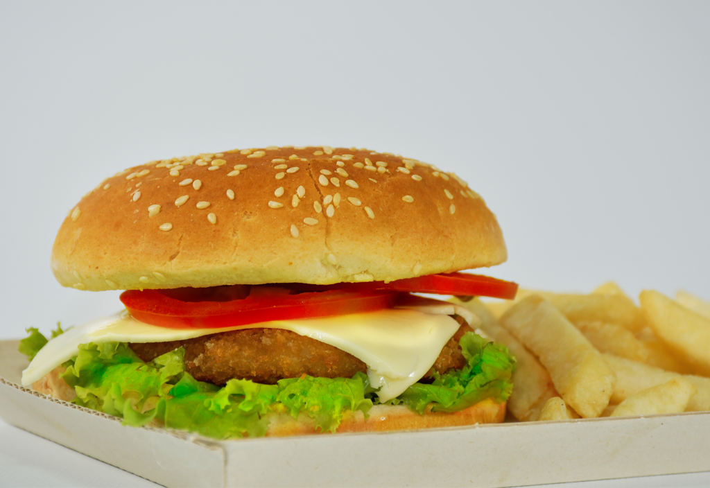 Hamburguesa de pollo con papas